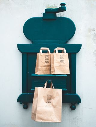 🥁🥁🥁🥁🥁 Je tu vyhlášení vítězů letní soutěže s KPZ! 😎 Kdo dovezl naši cestovní Kávu poslední záchrany nejdál a kdo nejvýš?...